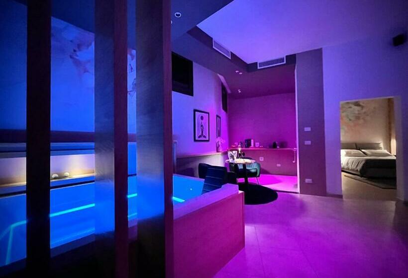 غرفة قياسية مزوَّدة بجاكوزي, Sumaiè Suite   Wellness In Salento   Mesagne