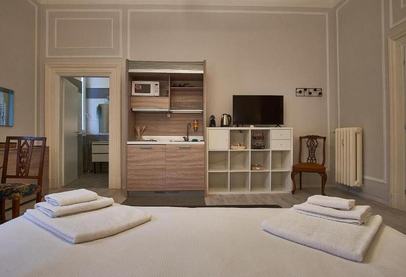 استودیوی لوکس, Cuore Di Bologna Suites