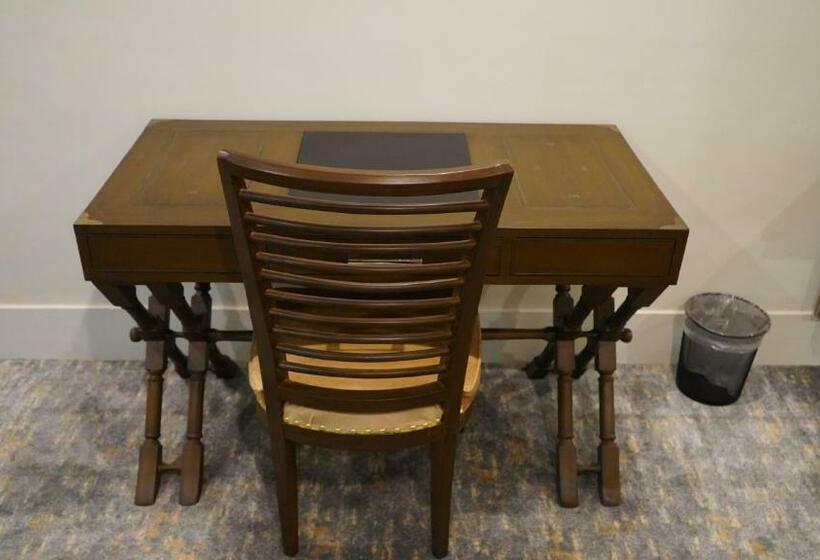 سوییت اجرایی, Destination Heritage Peshawar