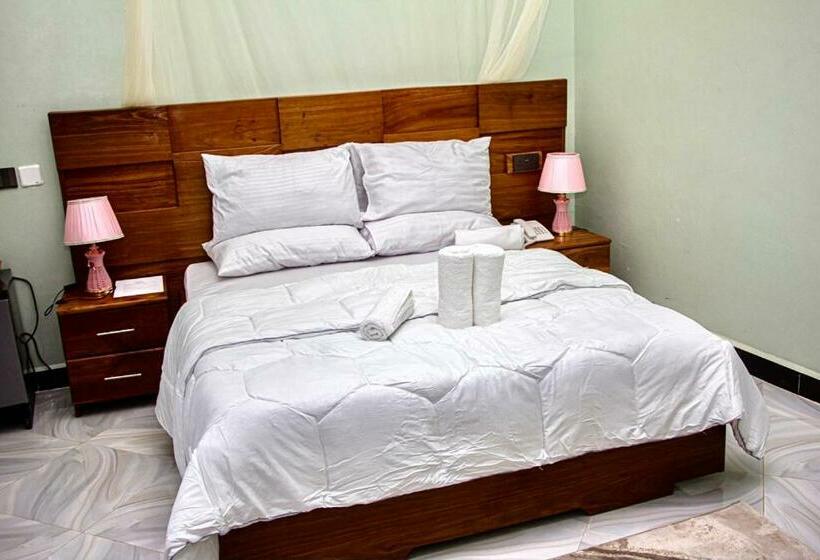 디럭스 룸, S Meyzieu