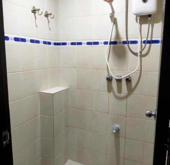 اتاق استاندارد, Platinum Hotel By Bluebookers