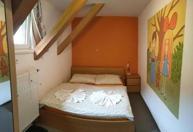 Perhehuone, Chata ťapka