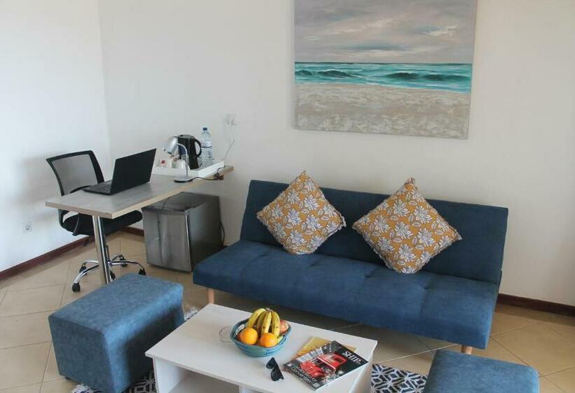 스탠다드 스튜디오 바다 전망, Wharf Side Inn