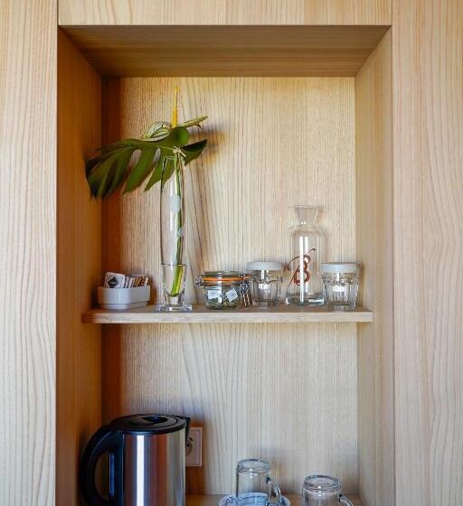 スタンダードルーム, La Briosa