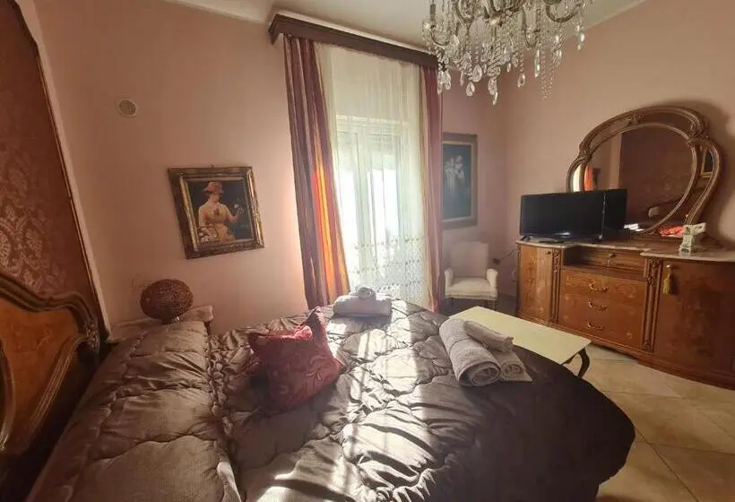 デラックスルーム, B&b Aquila