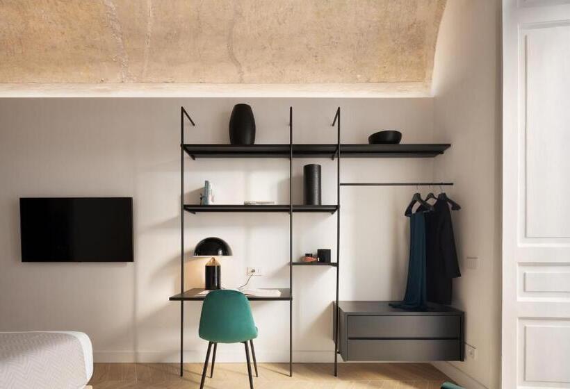 اتاق لوکس, Mirabilis Relais