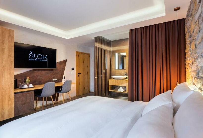 اتاق لوکس, štok   Rooms, Wine & Restaurant   Marezige, Koper