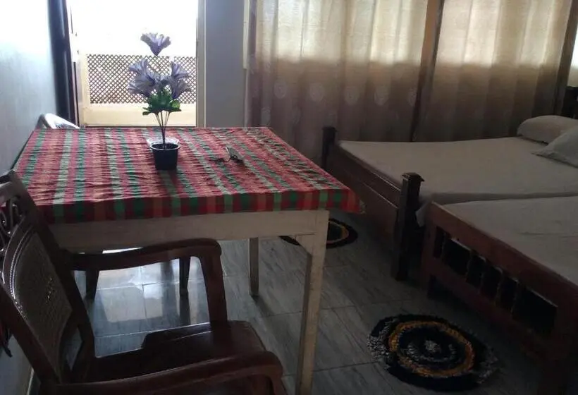 اتاق لوکس با چشم‌انداز دریا, New Rest House Sea View