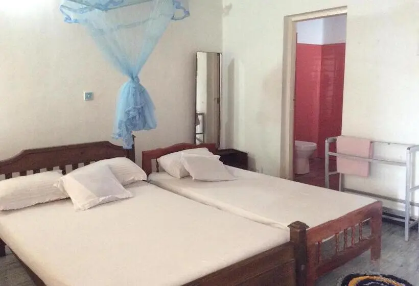 اتاق لوکس با بالکن و چشم‌انداز دریا, New Rest House Sea View