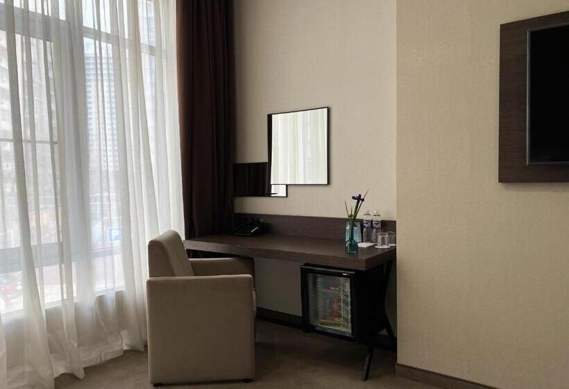 سوئیت با تخت بزرگ, Ribas Rooms Odesa