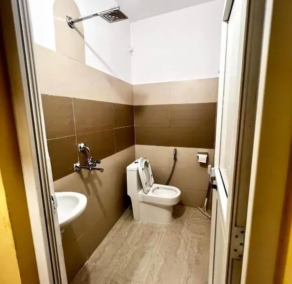 اتاق استاندارد, Paris Guest House