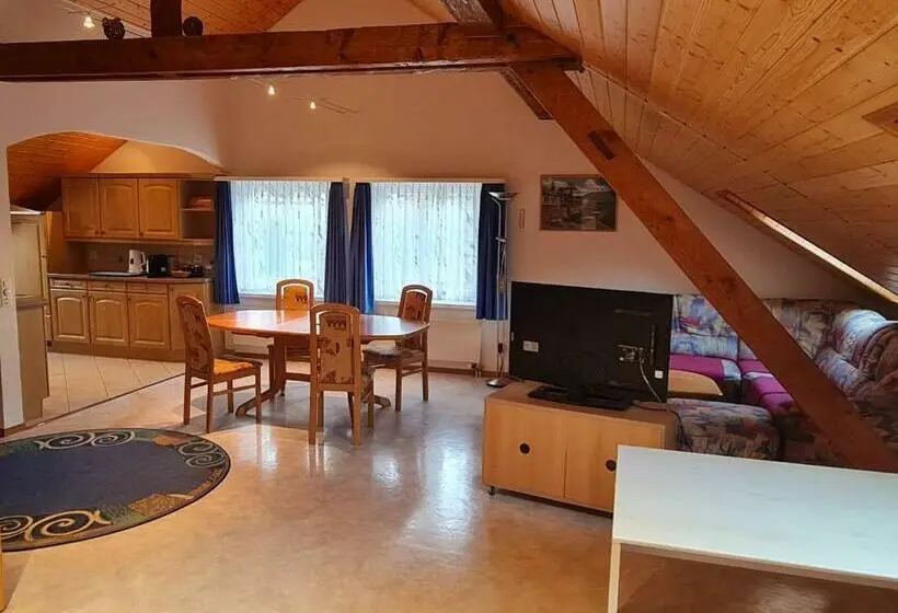スタンダードルーム, Dachwohnung In Welschenrohr
