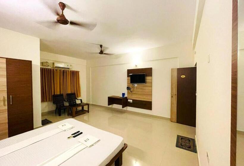 Pokój Superior, Radha