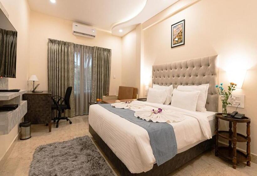 Premium room w/ mountain view, The Verda De Miranda Resort Morjim North Goa