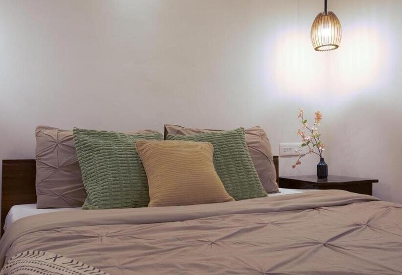 Villa 1 Makuuhuone, Woodpegger By The Beach, Mandrem