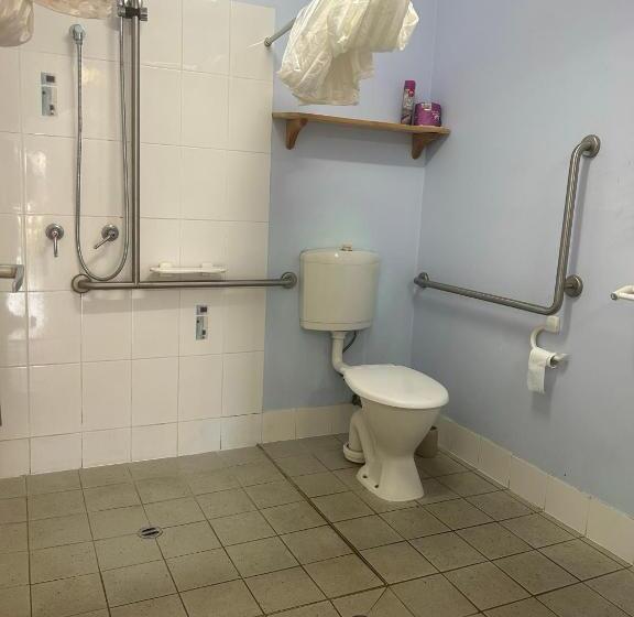 Семейное Бунгало, Kilcoy Motel