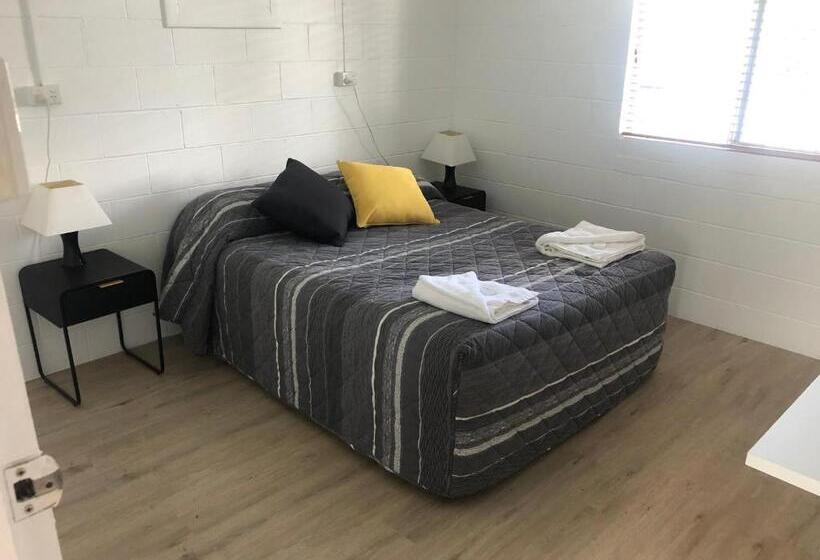 Семейный Номер, Kilcoy Motel