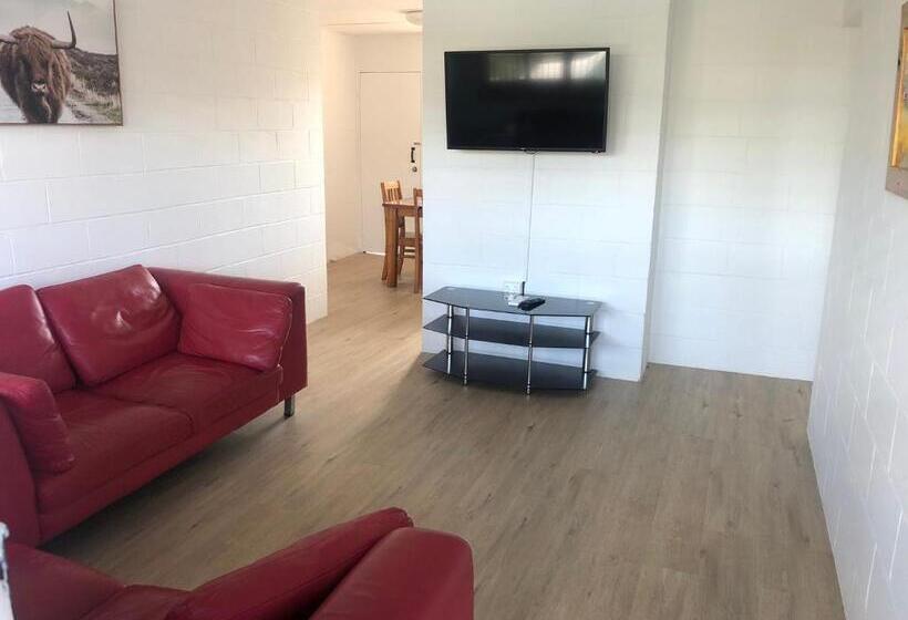 Семейный Номер, Kilcoy Motel