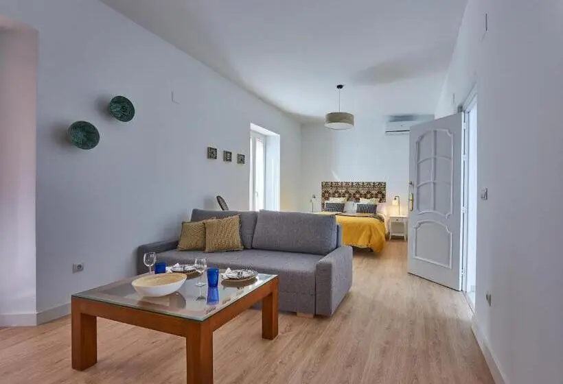 اتاق لوکس با بالکن, Casa Pureza