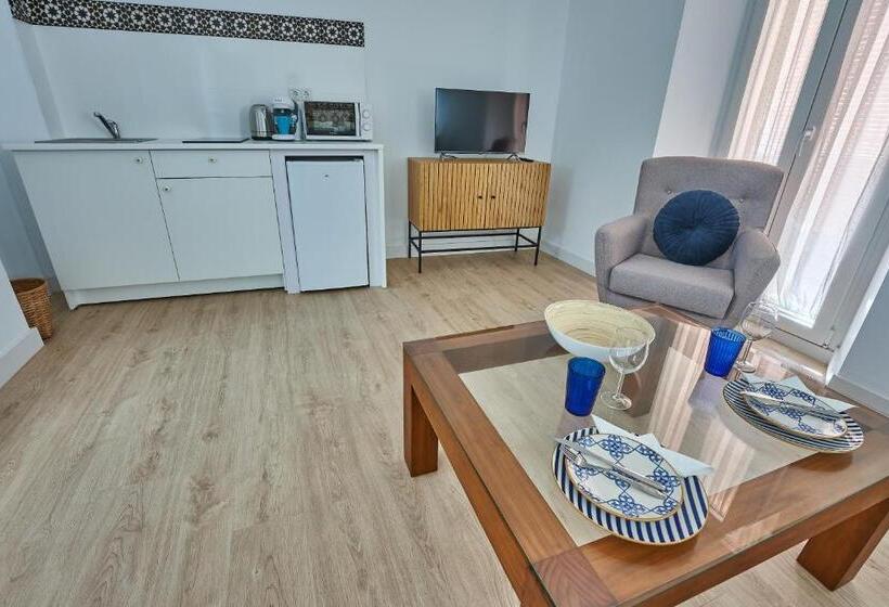اتاق لوکس با بالکن, Casa Pureza