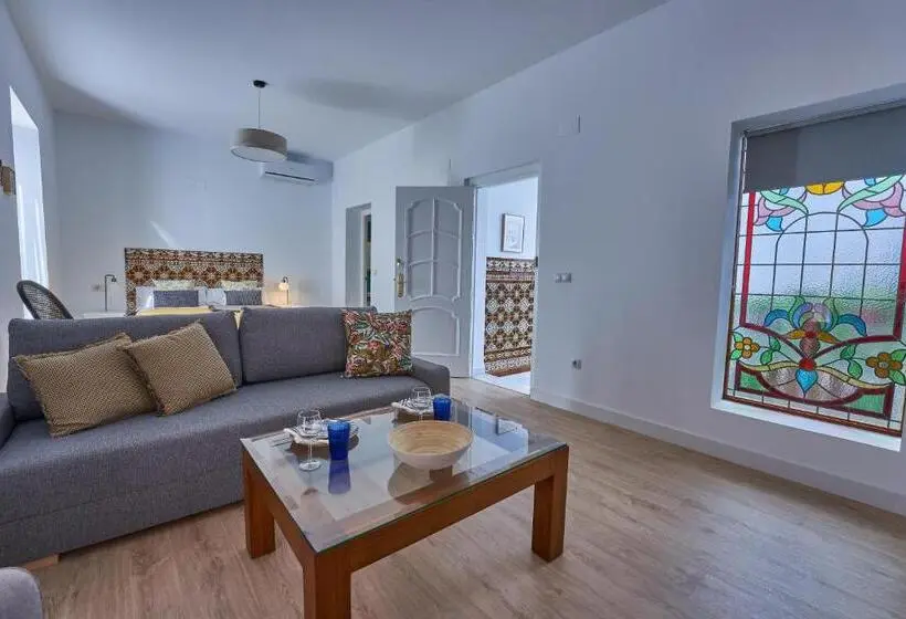 اتاق لوکس با بالکن, Casa Pureza