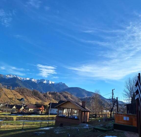 Вилла 1 Спальня, Pensiunea Podul Simonului