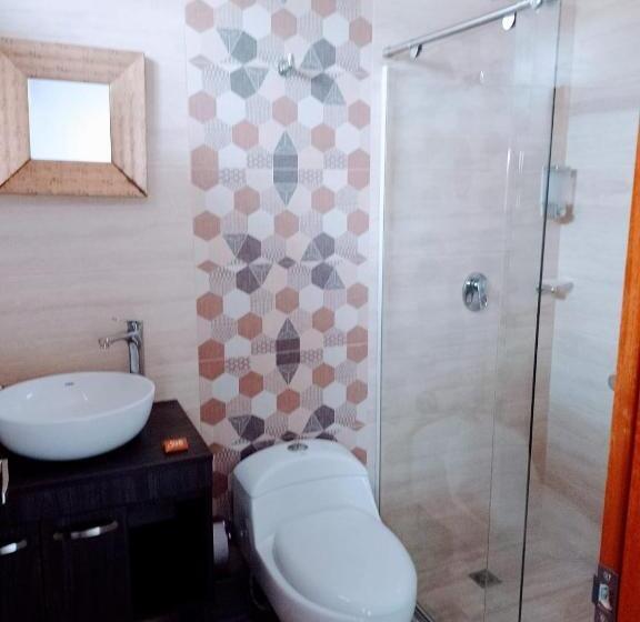 חדר סטנדרט, Med Suites 94