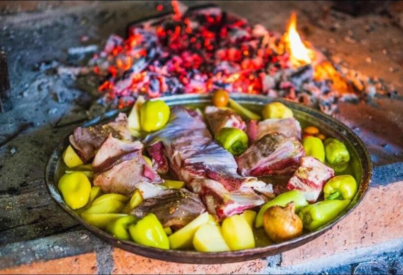 ویلای لوکس 1 خوابه, Forest Lodges