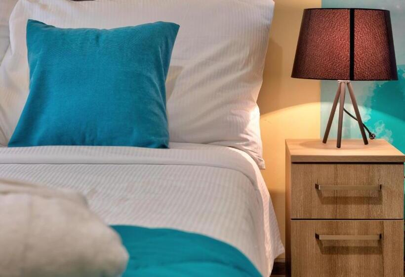 کلبه ییلاقی, Forest Lodges