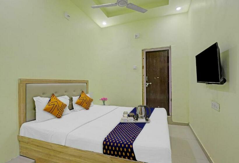اتاق کلاسیک سه تخته, Spot On Hotel Sleep Inn