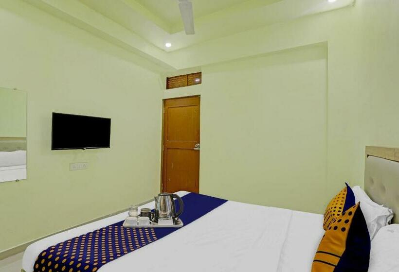 اتاق کلاسیک سه تخته, Spot On Hotel Sleep Inn