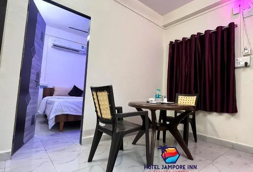 Suite Deluxe, Jampore Inn