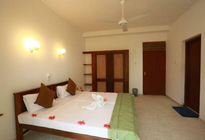 オーシャンビューのスタンダードシングルルーム, Sumadai Beach