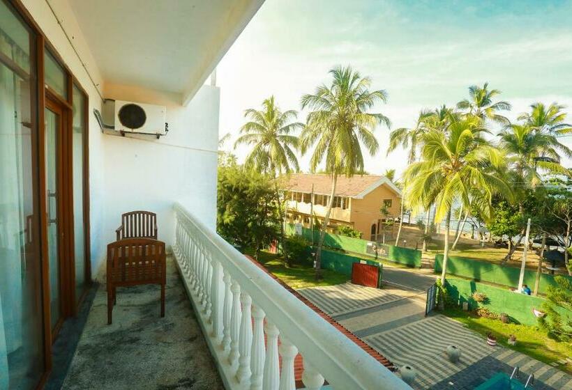 オーシャンビュースタンダードルームバルコニー付き, Sumadai Beach