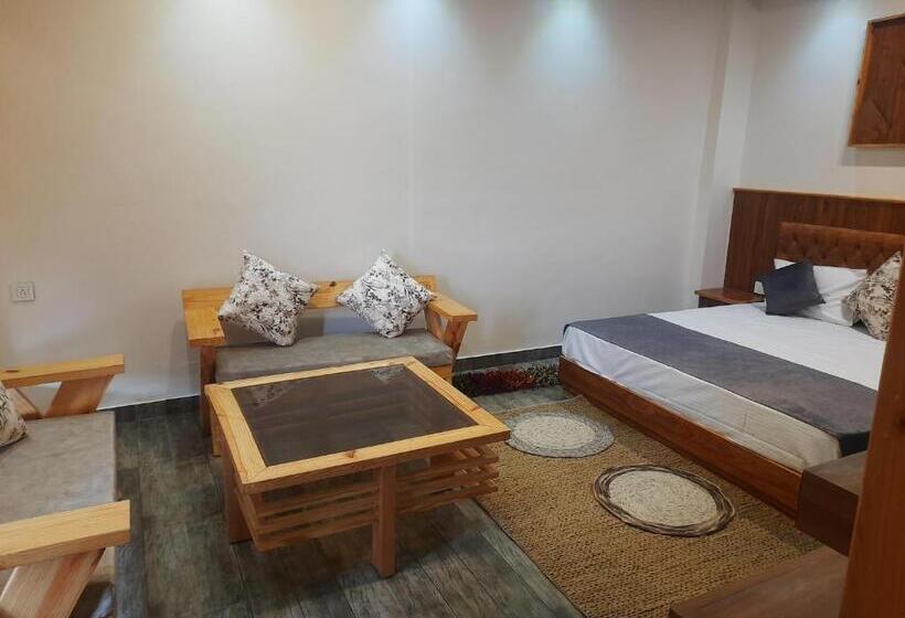 스위트, Trimounts  A Boutique Hotel In Tirthan Valley