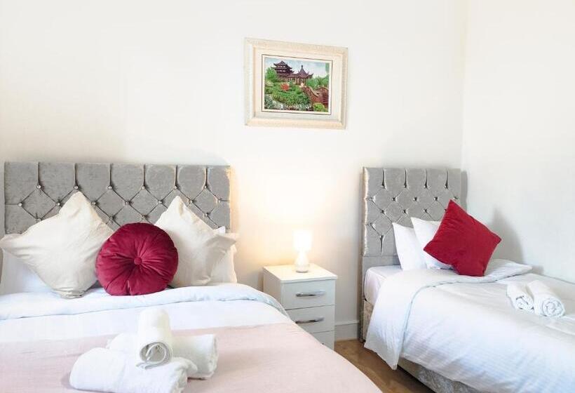 חדר משפחתי חדר אמבטיה משותף, City Lodge Shadwell