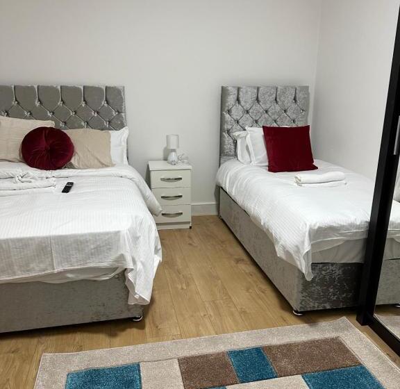 חדר משפחתי חדר אמבטיה משותף, City Lodge Shadwell