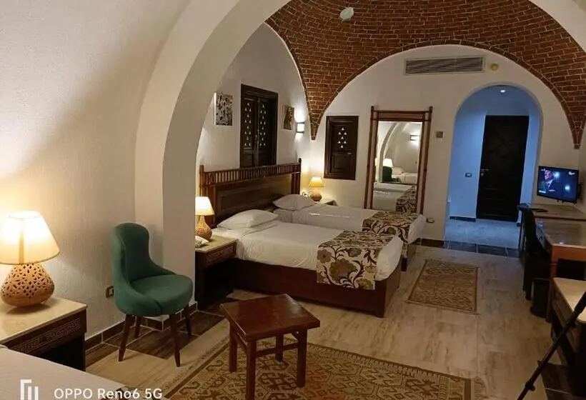 اتاق استاندارد اینتریور, Beach Safari Nubian Resort
