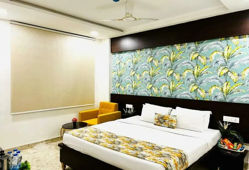 Suite with lake view, Park Airport Zone Hyderabad