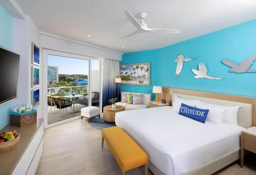 Deluxe Room King Size Bed