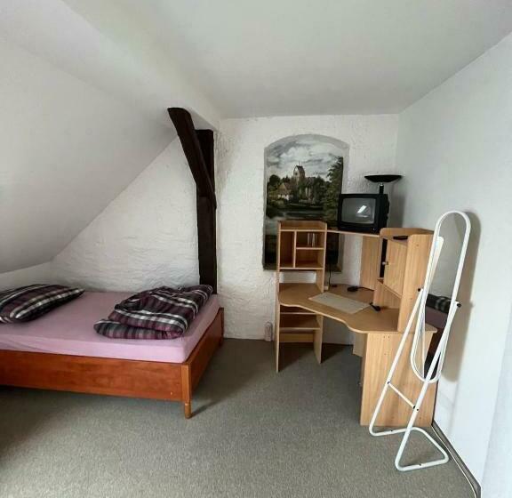 Номер Economy, Pension Für Monteure In Leisnig