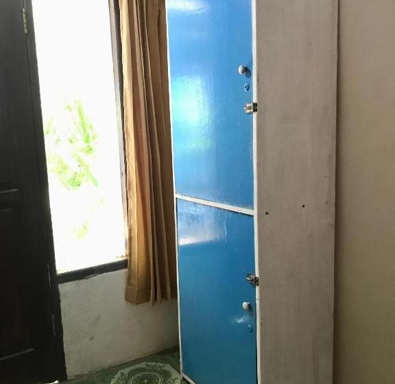 Номер Basic, The House Hostel