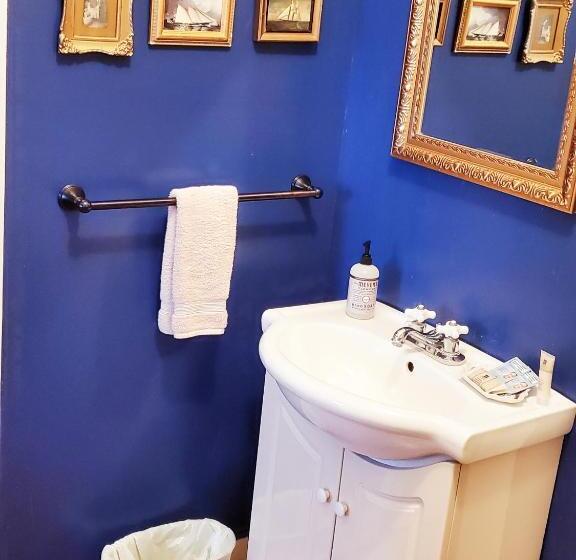 스탠다드 방갈로 침실 2개, Barons Creekside Resort