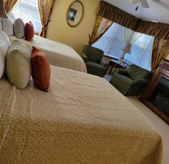 Номер Стандартный Кровать Куин, Brookside Mountain Mist Inn B&b