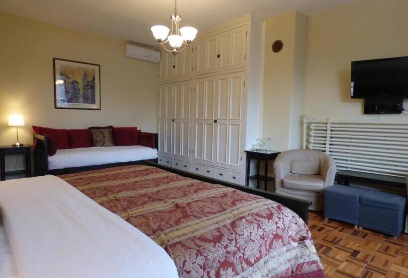 חדר סטנדרט עם מיטת קינג, Gingerbread Manor