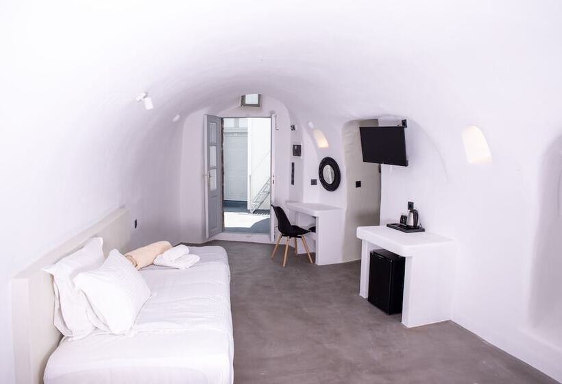 Suite, White Cave Villas