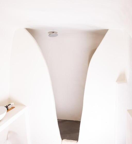 Suite, White Cave Villas