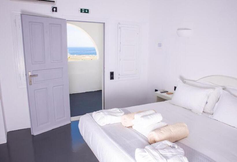 Superior Suite Sea View, White Cave Villas