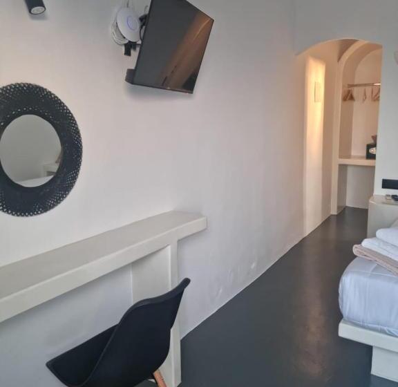 Executive Suite Sea View, White Cave Villas