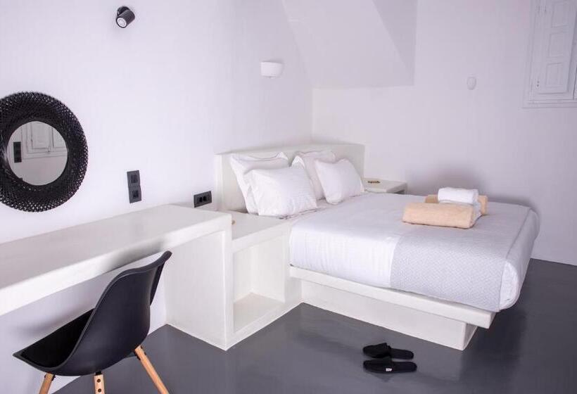 Superior Suite Sea View, White Cave Villas